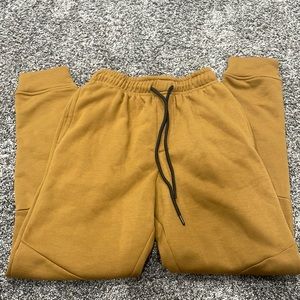 Men’s small Brooklyn joggers